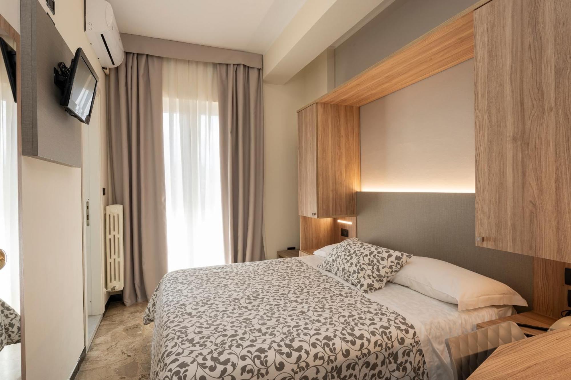 Hotel La Rotonda Cepagatti エクステリア 写真