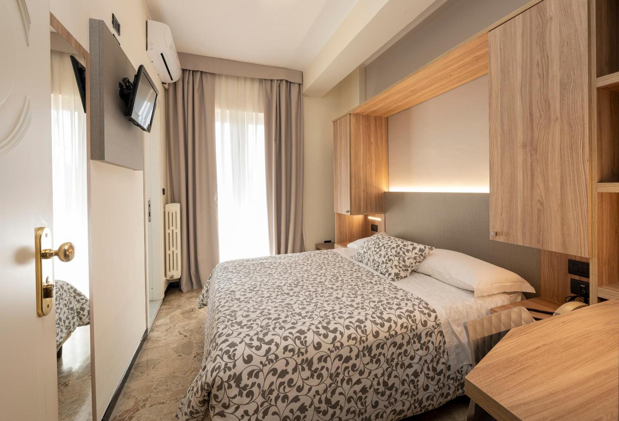 Hotel La Rotonda Cepagatti エクステリア 写真
