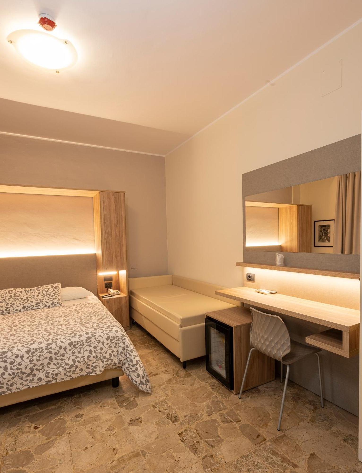 Hotel La Rotonda Cepagatti エクステリア 写真